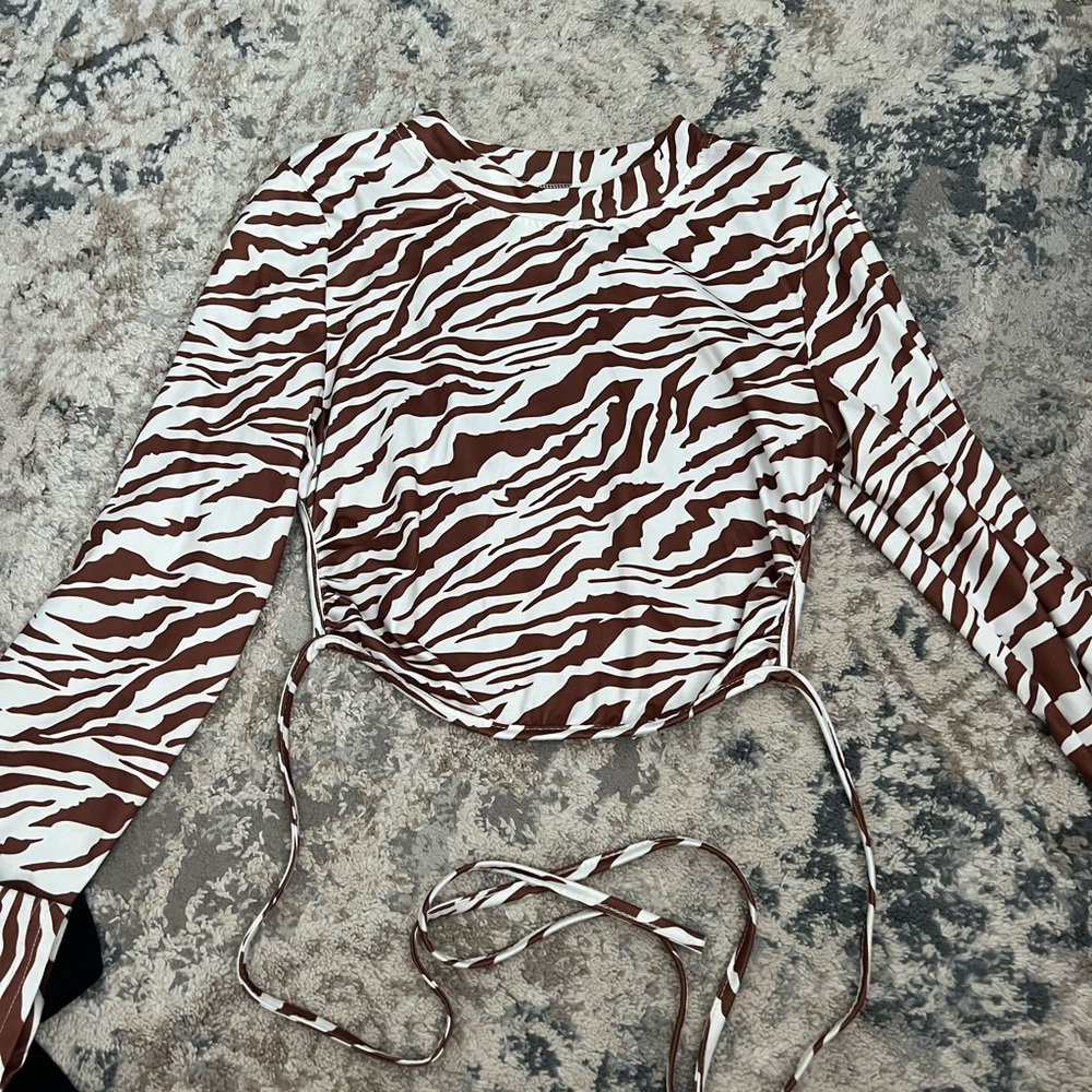 Zebra open back shirt